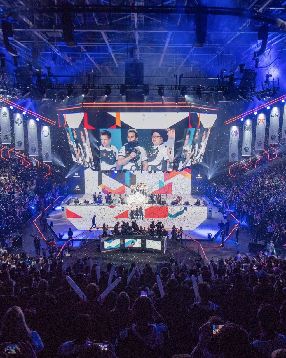 Confetti falling over a packed Place Bell arena at the Six Invitational finals, produced by TRIBU